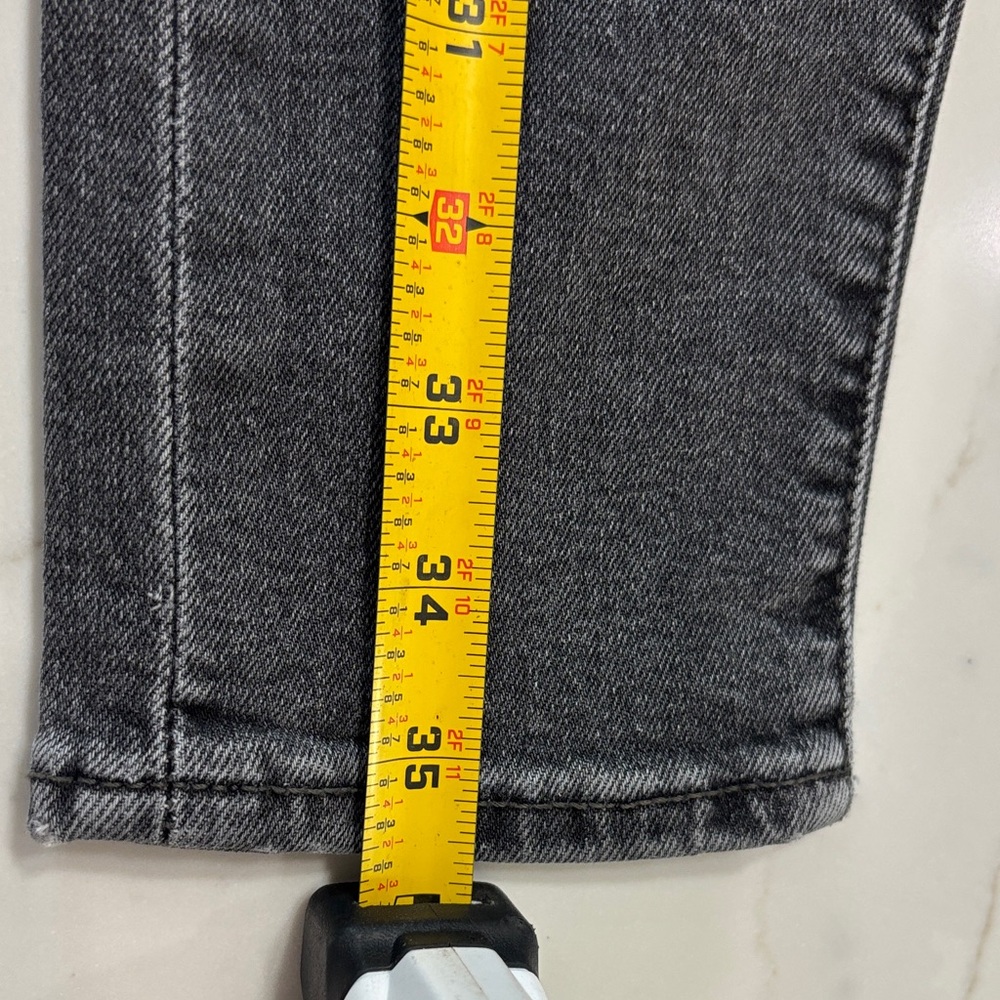 Levi's Skinny Jeans in Charcoal Gray - Picture 13 of 16